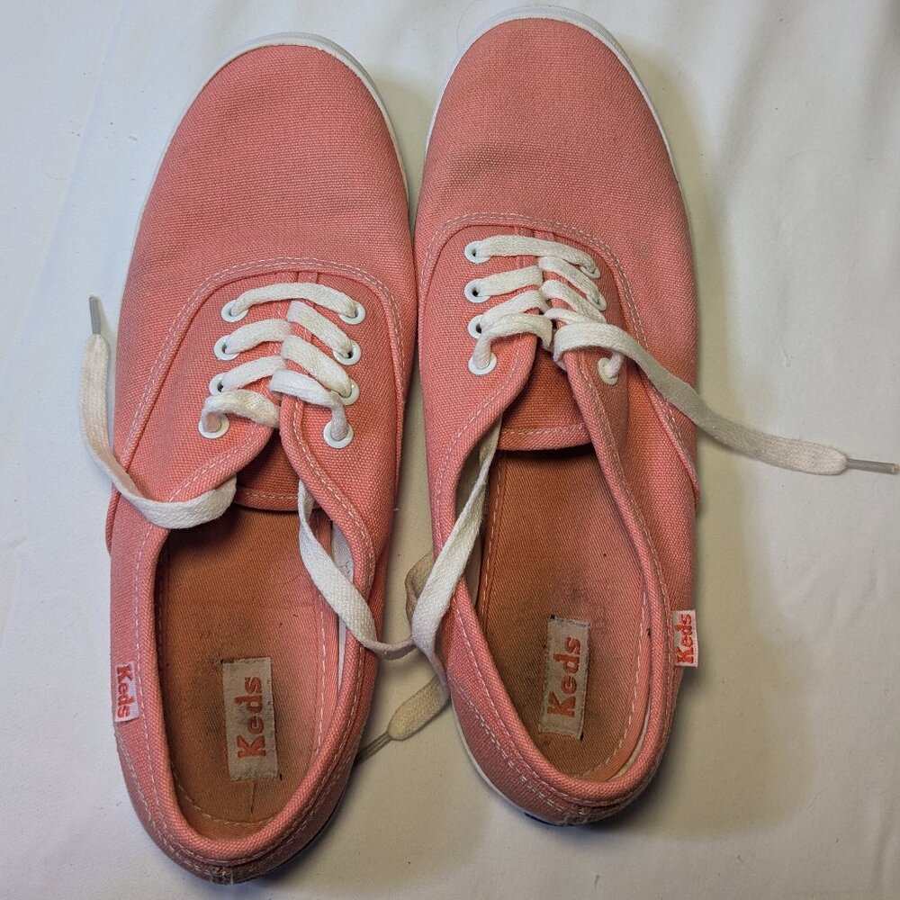 Keds|| Bubblegum Pink Gently Loved Women's Fashion Sneakers Size 9